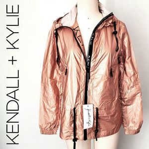 ✨️NEW✨️Kendall + Kylie - Rose Gold Rain Jacket - Size S